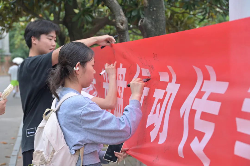 1750120876946096528.jpg 8a8a296795c564019d5b1725ffbc21cb.jpg